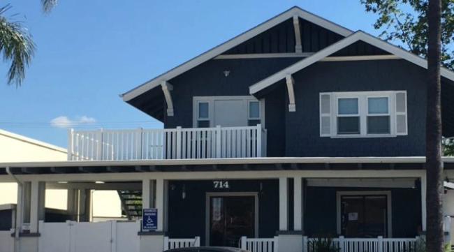 hope house sober living home coed recovery home