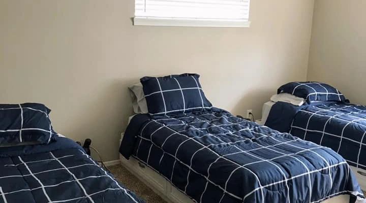 shoreline   coed recovery home