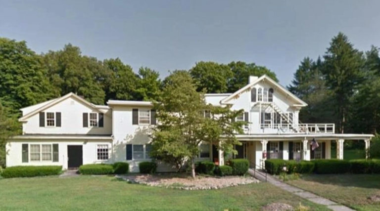 ma gilly s house men s sober house 768x427