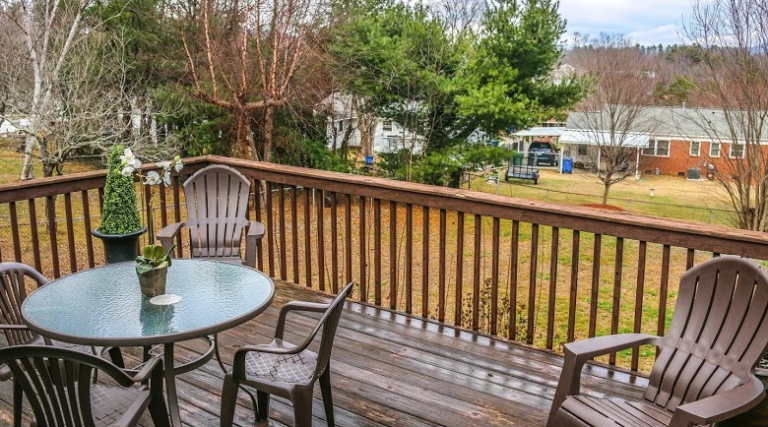 nc middle river sober living men s recovery house 768x427