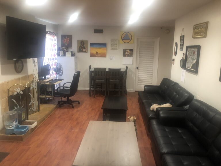 Mens Sober Living Home – Sylmar 768x576