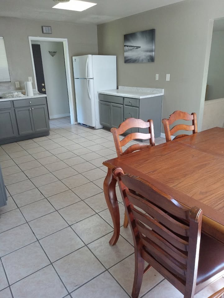 Safe Supportive Sober Living Group Home