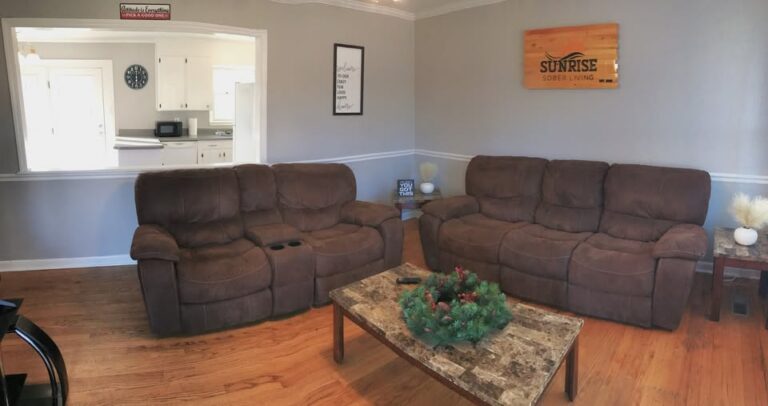 Sunrise Sober Living 768x406