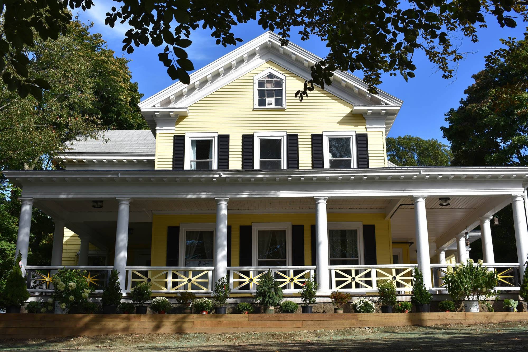 Hope Beyond Hope – Sober Living For Women and Nickis Place